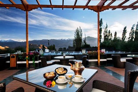 15 Best Hotels in Ladakh - Best Places to Stay in Ladakh | Conde Nast ...