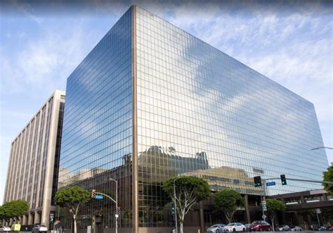 Los Angeles - California Market Center, USA(110 E 9th St, Los Angeles, CA 90079, USA)