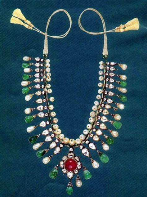 Pin by Nadir Aziz on Jewelry of the Nizam of Hyderabad | Mughal jewelry, Vintage indian jewelry ...