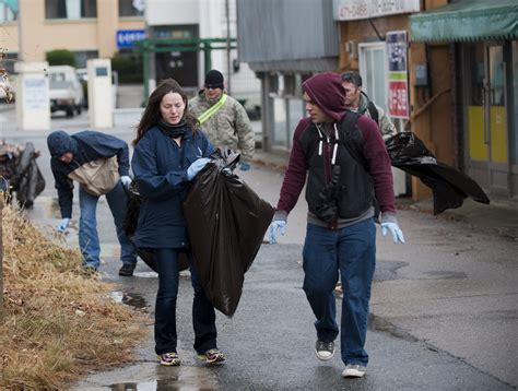 Volunteering builds Wolf Pack resiliency > Kunsan Air Base > Commentaries