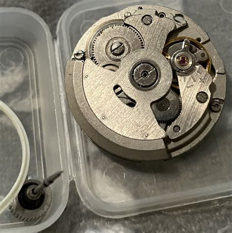 Anyone know what Seiko movement this could be? | The Watch Site