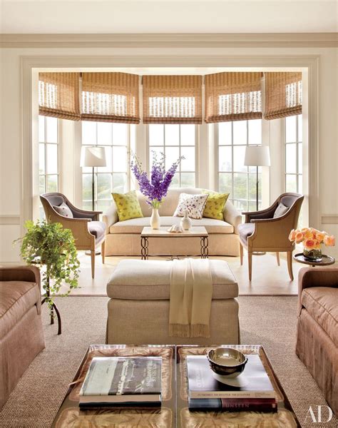 18 Bay Window Ideas That Make It Easy to Enjoy the View | Beach living ...