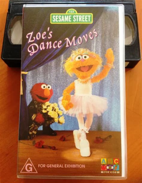 SESAME STREET - Zoe's Dance Moves - Vhs $29.95 - PicClick AU