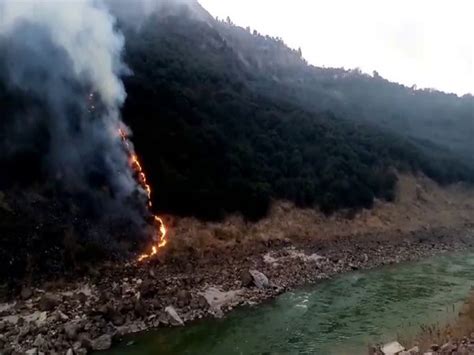 PoK: Major unattended forest fires continue to create environmental hazards