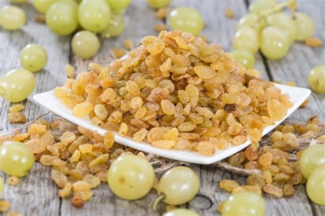 Portion of dried Grapes stock photo. Image of closeup - 36383378