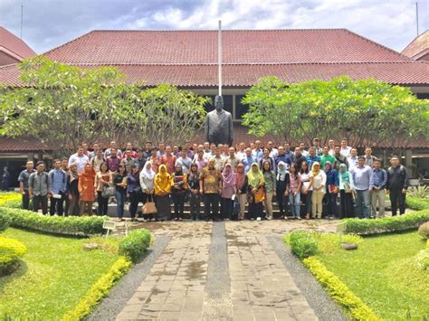 Pengenalan Kampus Bagi Mahasiswa Baru Program Pasca Sarjana Magister ...