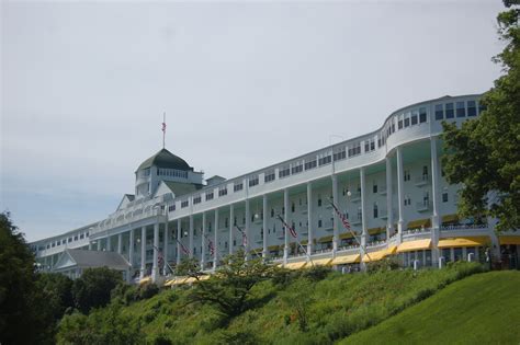 Big in Michigan, Volume 1: A Look at the World's Largest and World's Longest Things in Michigan ...