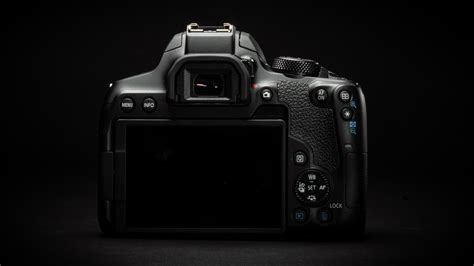Canon Rebel T8i / EOS 850D arrives to prove that beginner-friendly DSLRs aren't dead yet ...