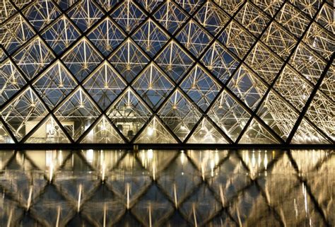 Louvre at night editorial stock photo. Image of matrix - 19368333