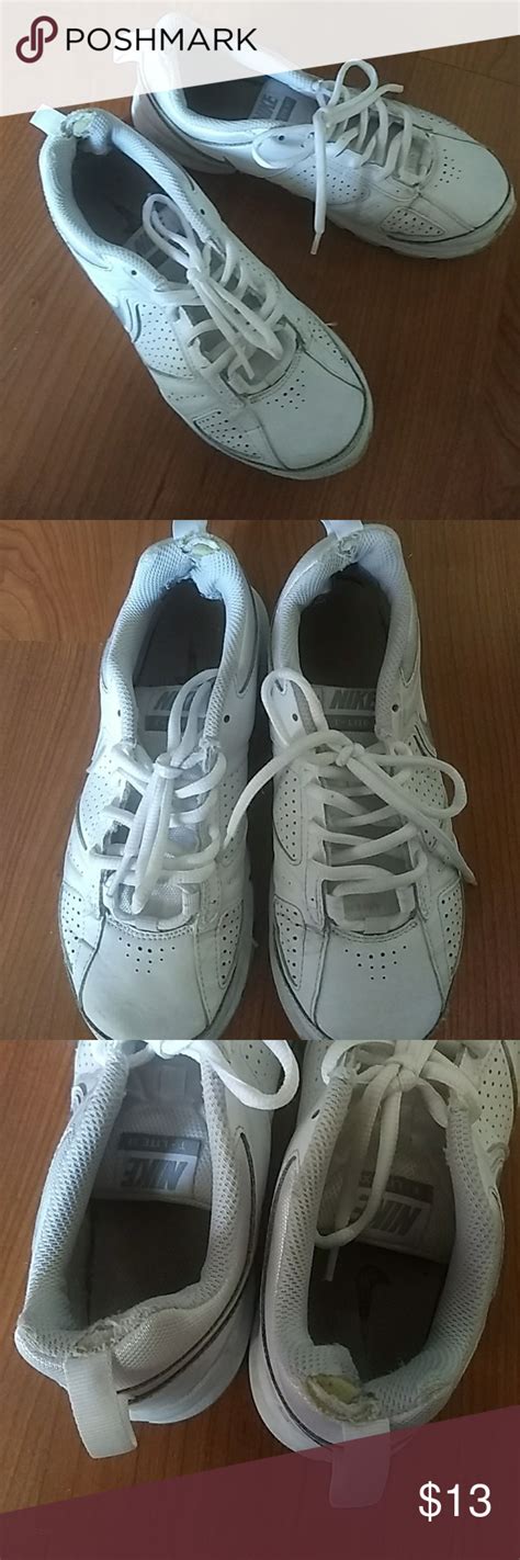 Used Women's white Nike tennis shoes | White nike tennis shoes, Nike tennis shoes, White nikes