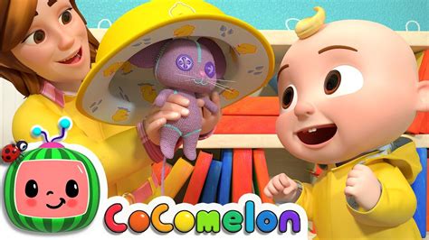 Yes Yes Dress for the Rain | CoComelon Nursery Rhymes & Kids Songs ...