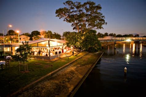 Venue Review: Noosa Waterfront Restaurant - The Bride's Tree