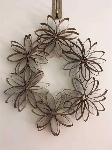 A wreath I made out of toilet paper tubes : r/ZeroWaste