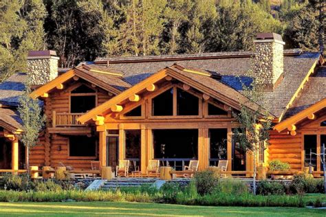 Log Home Portfolio | Luxury Home with Log Cabin Style