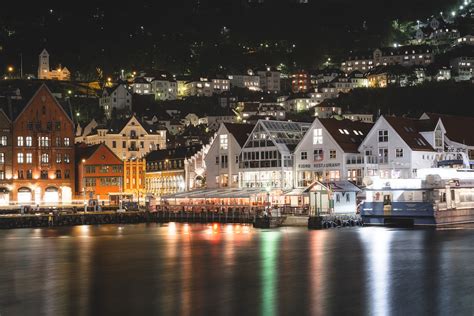 Bergen by night by Fabrizio C. / 500px