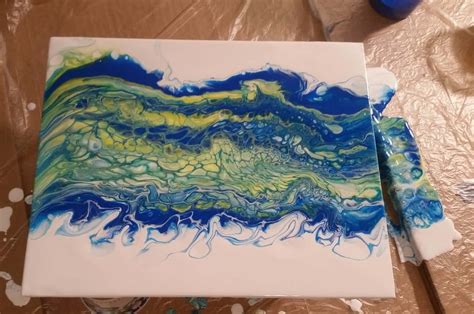 Getting Started With the Acrylic Pour Swipe - AcrylicPouring.com