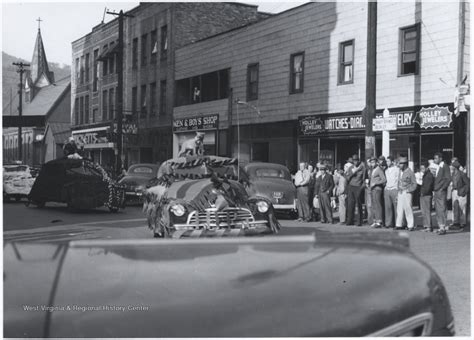 Parade Floats Participate in the Army Day Parade, Hinton, W. Va. - West ...