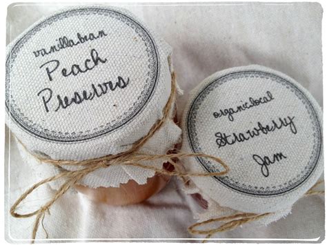 Personalized Fabric Mason Jar Label Tutorial