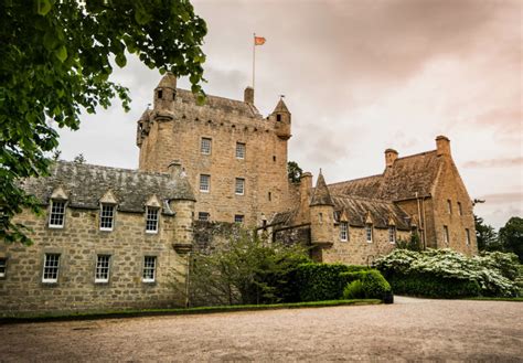 Plan your visit - Cawdor Castle - A five star visitor attraction near Nairn in the Scottish ...