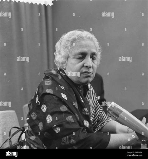 Mrs vijaya lakshmi pandit Black and White Stock Photos & Images - Alamy