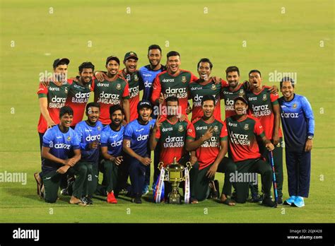 Bangladesh's cricketers pose for a picture after winning T20 series 3-2 ...