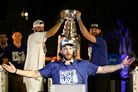 Victor Hedman talks fatherhood, Cup and Conn Smythe: ‘I’m walking on ...