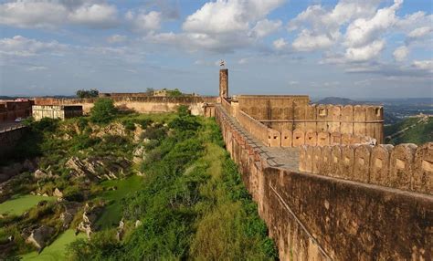 Jaigarh Fort Jaipur Rajasthan and its Aura | PinkPedia