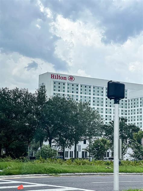 SEE Hilton Orlando Destination Parkway ROOMS (Pics / Video) - Jenna Loves Magic