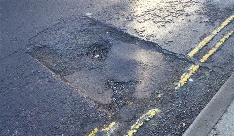 ISLAND ROADS CONTINUE TO PATCH POTHOLES CAUSED BY 'PERFECT STORM' - Island Echo - 24hr news, 7 ...