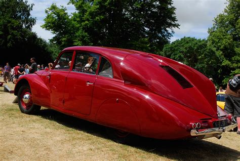 Cliquez sur la loupe pour Agrandir/Réduire. | Berline, Classic cars, Car design