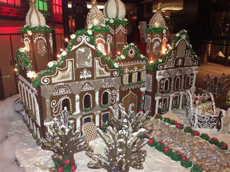 Fresh Gingerbread House Christmas Decoration - Christmas Ideas