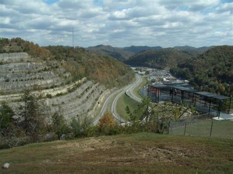 Travel Guide to Pikeville and Its 7 Best Attractions - Hopper Blog