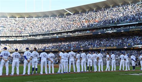 Baseball America Names Dodgers 2017 MLB Organization Of The Year ...