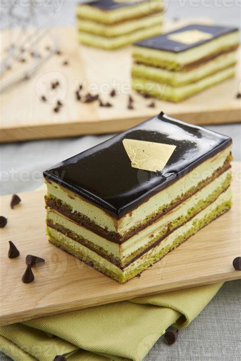 Pandan leaf cake 8536092 Stock Photo at Vecteezy