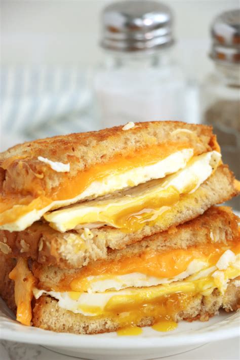 Grilled Cheese and Egg Sandwich - Kitchen Divas