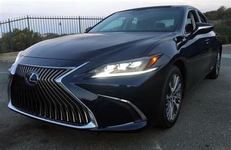 Road Test: 2020 Lexus ES 300h Hybrid | Clean Fleet Report