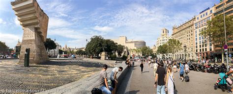 Plaça de Catalunya, Barcelona Picture gallery