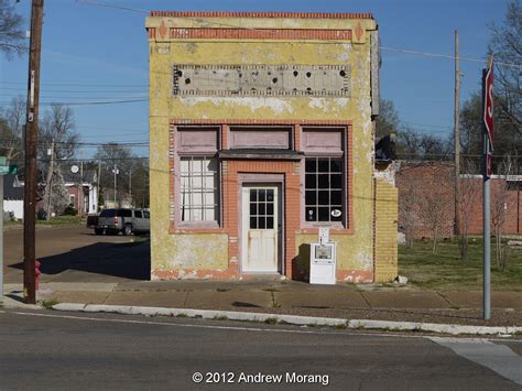 Urban Decay: The Mississippi Delta 9: Hushpuckena and Shelby