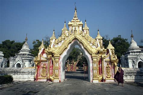 The stark beauty of Myanmar's monasteries - Matador Network