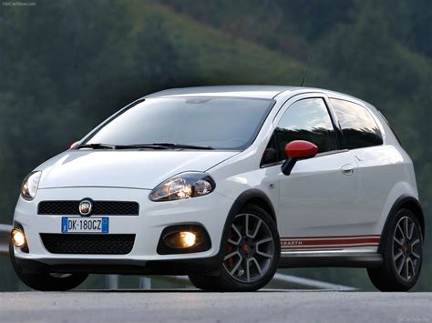 Fiat Grande Punto Abarth (2008)