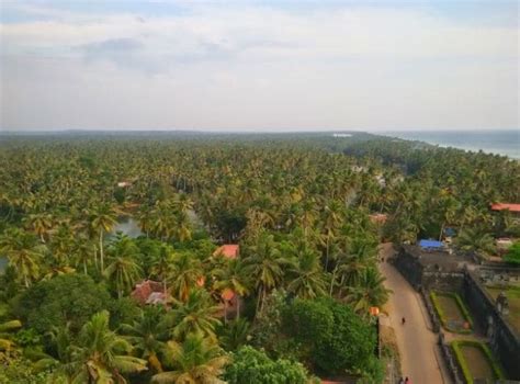 Anjengo Fort | Varkala - What to Expect | Timings | Tips - Trip Ideas by MakeMyTrip