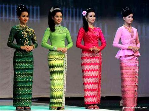 Traditional dress in Cambodia, Costume of Cambodia, Wedding dress in ...