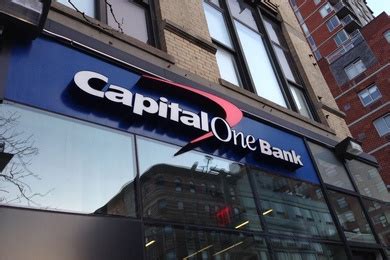 Capital One Secured MasterCard Credit Card Review — Should You Apply?