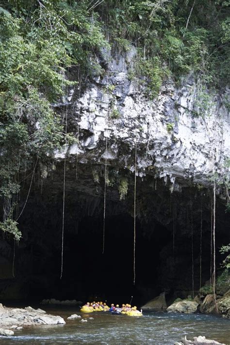 Best Caves in Belize