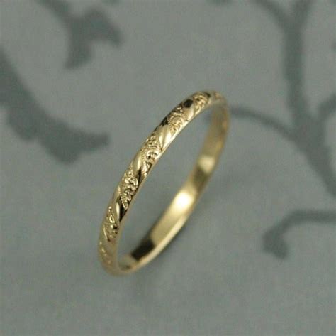 2018 Die Letzte Dünne Trauringe #Verlobungsringe | Gold wedding rings vintage, Thin yellow gold ...