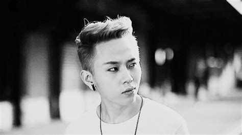 Junhyung gifi - holy shit.. this hurts and he's not even a bias... Beast Members, Rapper, Yoon ...