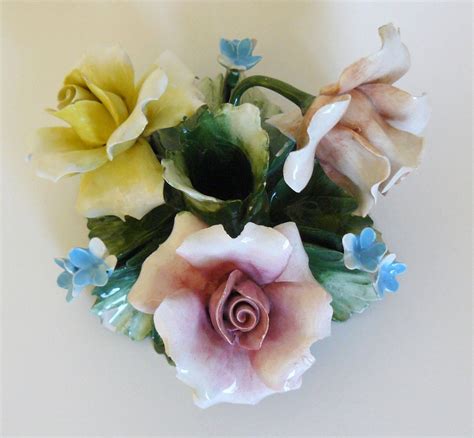 Capodimonte Italian Porcelain Roses Forget-Me-Nots Candle