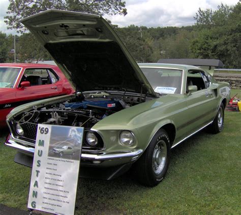 File:1969 Ford Mustang Mach 1.JPG - Wikimedia Commons