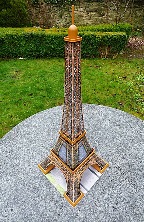 Chez Maximka: Eiffel Tower 3D Puzzle (Ravensburger)