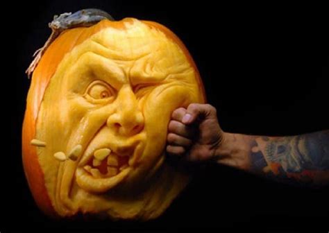 10 Awesome And Weird Pumpkin Carvings